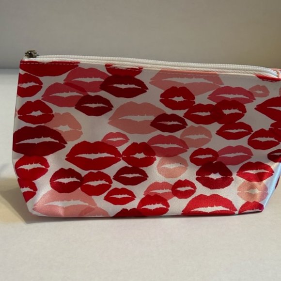Clinique Pink Lip Patterned Cosmetic Bag - Picture 2 of 7